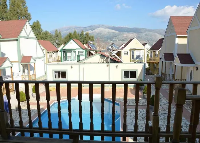 Ermolaos Hillside *