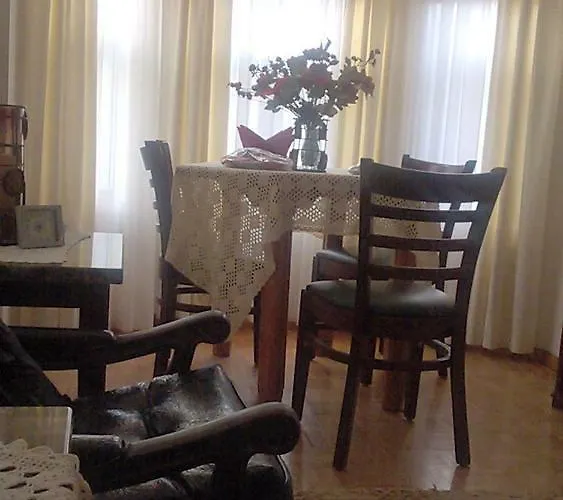 Ermolaos Hillside Apartment